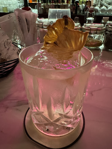 27a Boat Quay, The Penny Black Upstairs, Singapore 049817