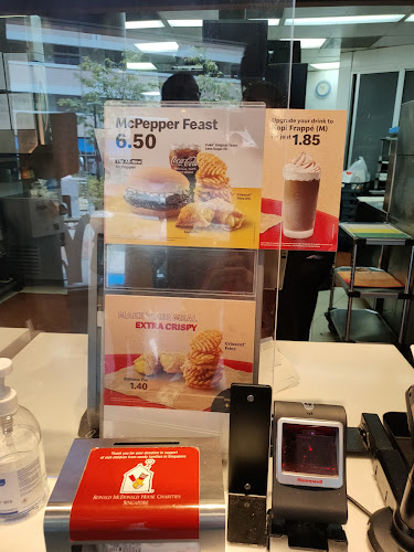 McDonald's Serangoon Avenue 3 - Hospitality and gastronomy