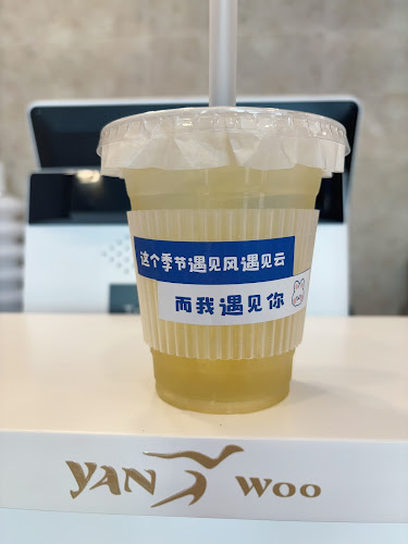 Yan Woo - Hospitality and gastronomy