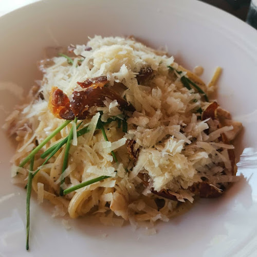 Zazz Pizza - Singapore