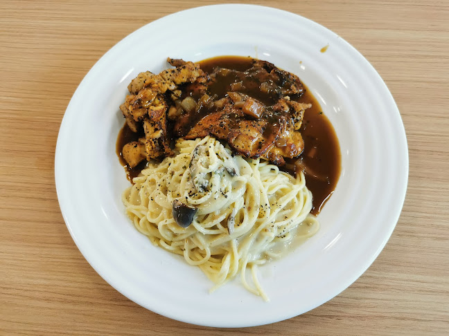 Broadway Coffeeshop @ 51 Changi Business Park Central 2 - Hospitality and gastronomy