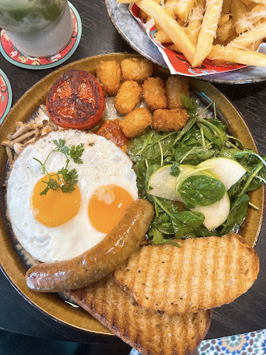 Bites & Brews - Singapore