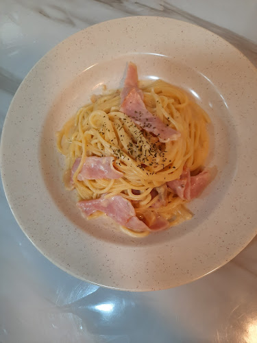 Opinii despre VNFoody Western Food (Food court 4) în Singapore - Hospitality and gastronomy