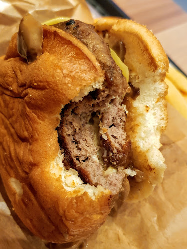 23 Serangoon Central, #B1-30/31 NEX, Singapore 556083