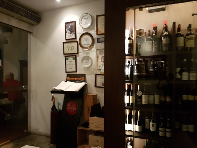 Comentarii opinii despre Etna Italian Restaurant (Duxton)