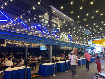 Lukers @Cosford Container Park