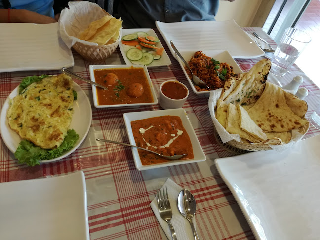 Opinii despre Rangooli Restaurant în Singapore - Hospitality and gastronomy