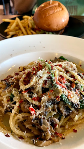 400 Paya Lebar Way, Level 1 MacPherson Community Club, Singapore 379131