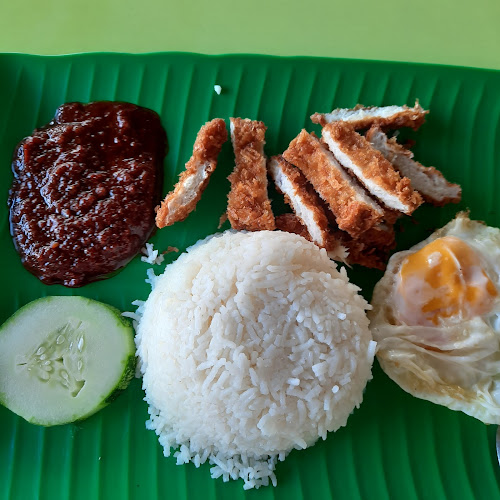 Mayflower Market & Food Centre - Hospitality and gastronomy