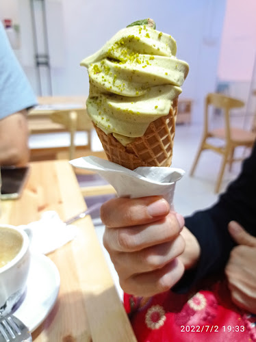 21 Lor Kilat, #01-07, Singapore 598123