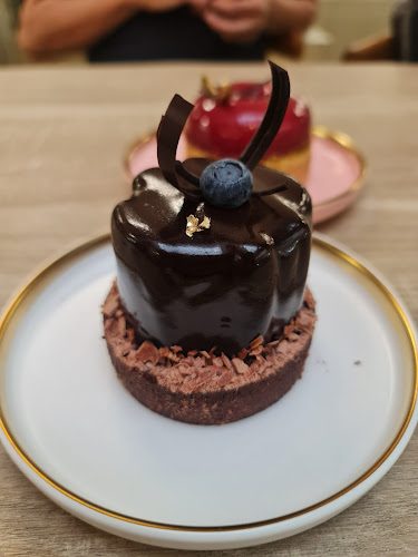 60 Paya Lebar Rd, #02-21 Paya Lebar Square, Singapore 409051