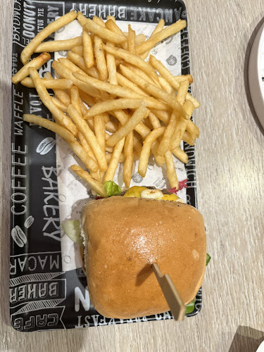 café Q classified - Singapore