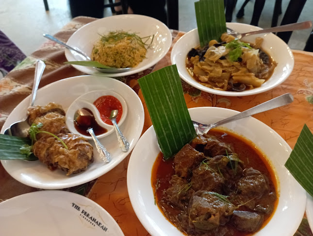 The Peranakan Restaurant Singapore - Hospitality and gastronomy