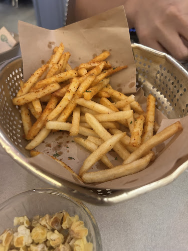 Daily Beer (Telok Ayer) - Hospitality and gastronomy