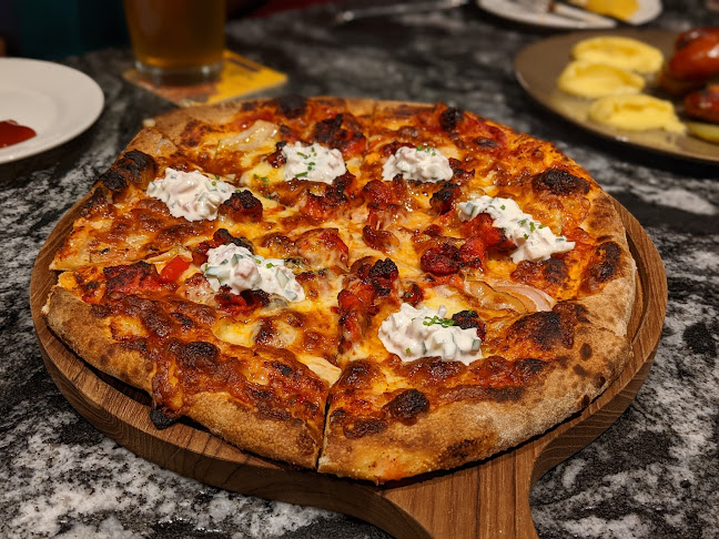 Comentarii opinii despre Brewerkz Orchard Rendezvous Hotel