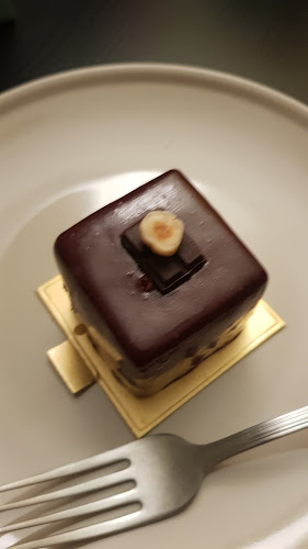 Laurent's Café & Chocolate Bar - Hospitality and gastronomy