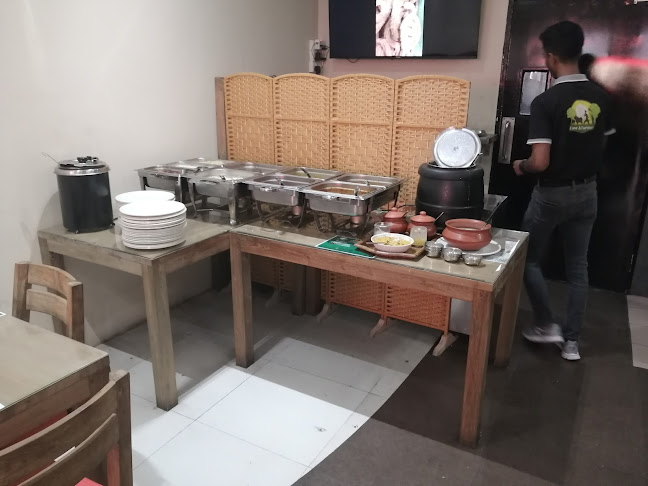 Comentarii opinii despre Cow and Farmer Pure Veg Restaurant