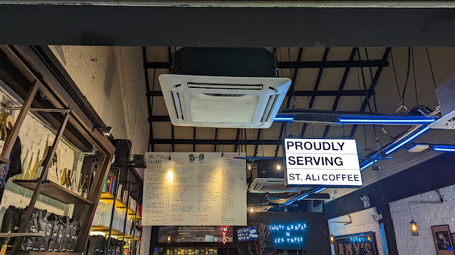 17D Lor Liput, Singapore 277731