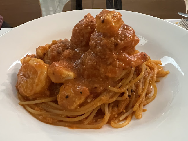 Comentarii opinii despre Burrata Joy & Gustavo Lapasta Katong V