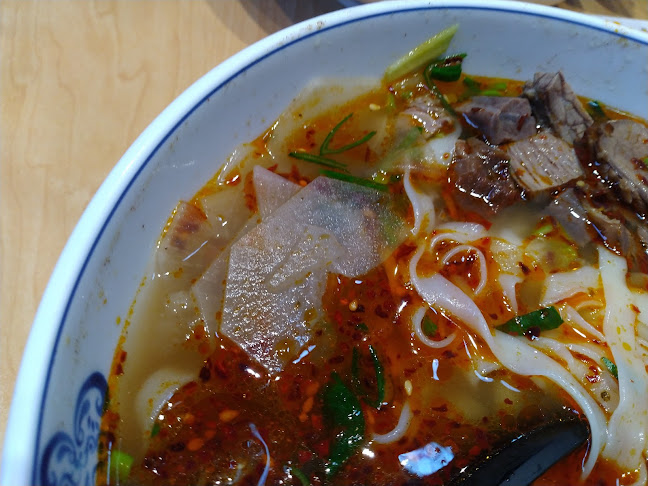 Comentarii opinii despre Western Mahua 西部马华中华第一面