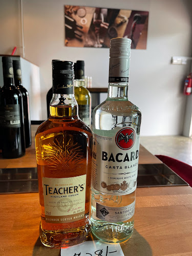 808 French Rd, #05-175 Kitchener Complex, Singapore 200808