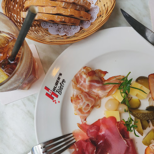 Opinii despre Huber's Bistro în Singapore - Hospitality and gastronomy