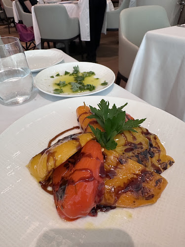 estiatorio Milos - Hospitality and gastronomy