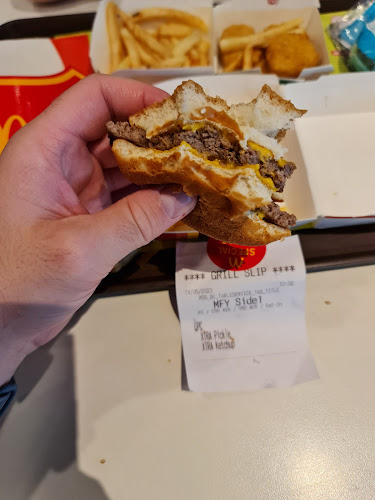 Opinii despre McDonald's SAFRA Punggol în Singapore - Hospitality and gastronomy