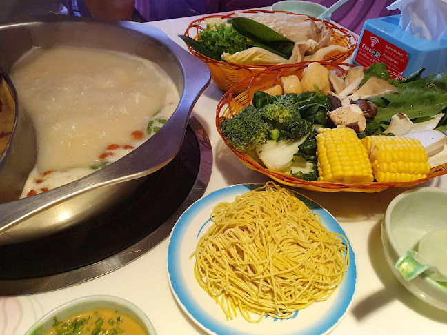 Opinii despre Shi Li Fang Hot Pot @ Junction 10 în Singapore - Hospitality and gastronomy