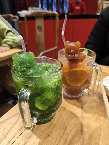 Wen Zhang Lao Mian 文章捞面 - Hospitality and gastronomy