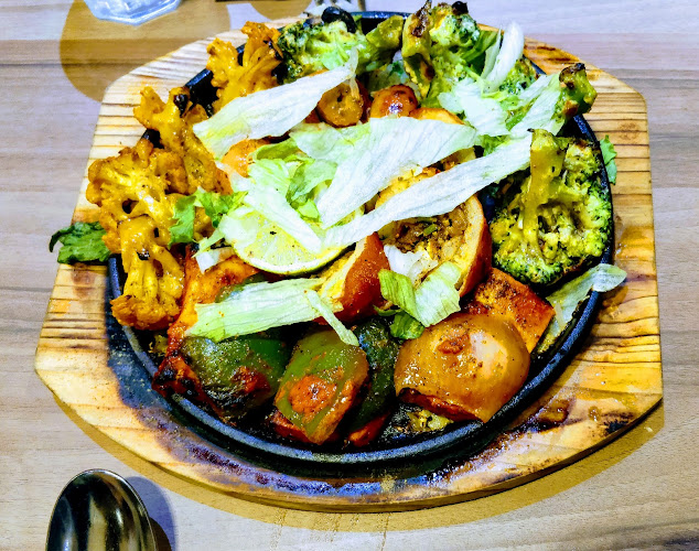 Opinii despre Spice Grill Restaurant în Singapore - Hospitality and gastronomy