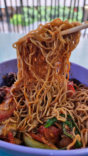 Opinii despre Ji Ji Wanton Noodle Specialist în Singapore - Hospitality and gastronomy