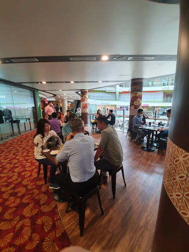 葉家庄 Mdm Yap's Cafe - Singapore