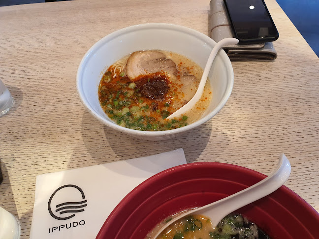 5 Wallich St, #01 - 15 Guoco Tower, Singapore 078884