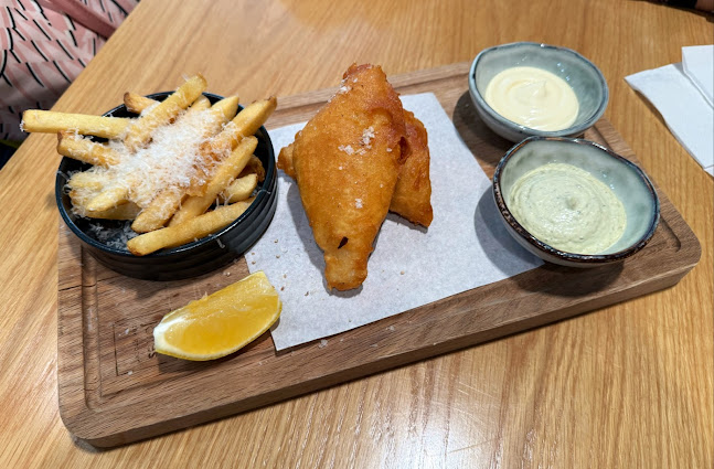 Jones The Grocer Express - Hospitality and gastronomy