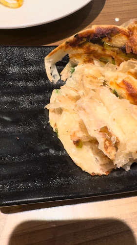 1 HarbourFront Walk, #02-85/86/87 VivoCity, Singapore 098585