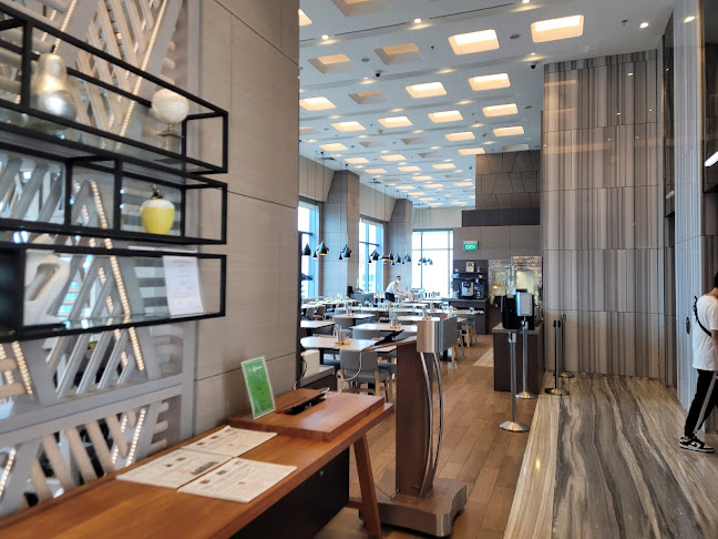 Sky22 @ Courtyard by Marriott - Hospitality and gastronomy