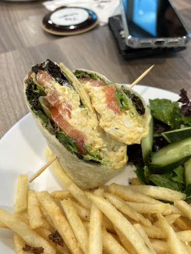 Fly by Shaker Lakers - Hospitality and gastronomy