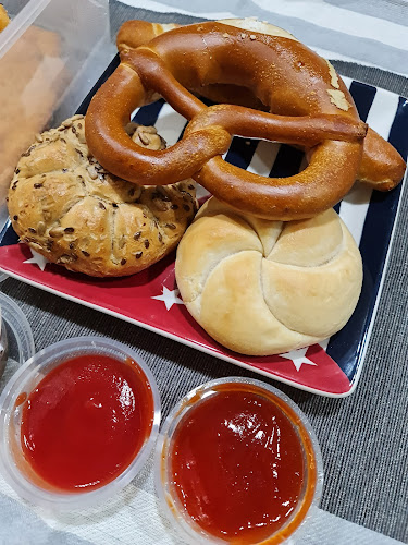 126 E Coast Rd, Singapore 428811