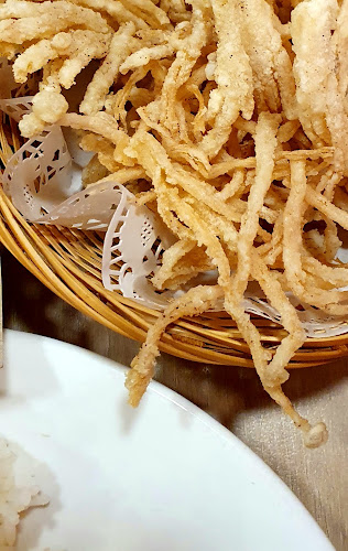 Ayam Penyet Ria - Lucky Plaza - Hospitality and gastronomy