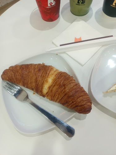 TOMORO COFFEE (Novena Square 2) - Singapore