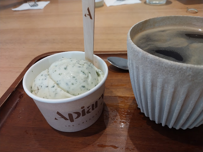 Comentarii opinii despre Apiary