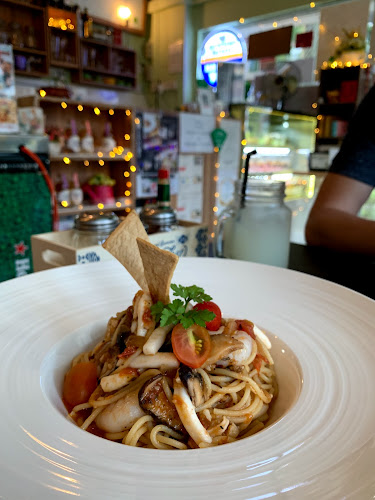 Comentarii opinii despre Sweet Garden Dining Cafe