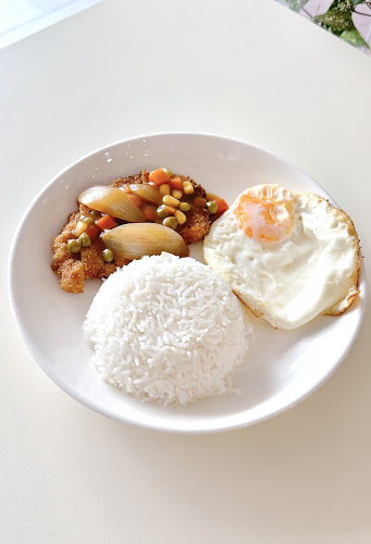 Mum's Ngoh Hiang Cafe - Singapore