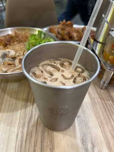 Comentarii opinii despre MONKI 台灣小吃部