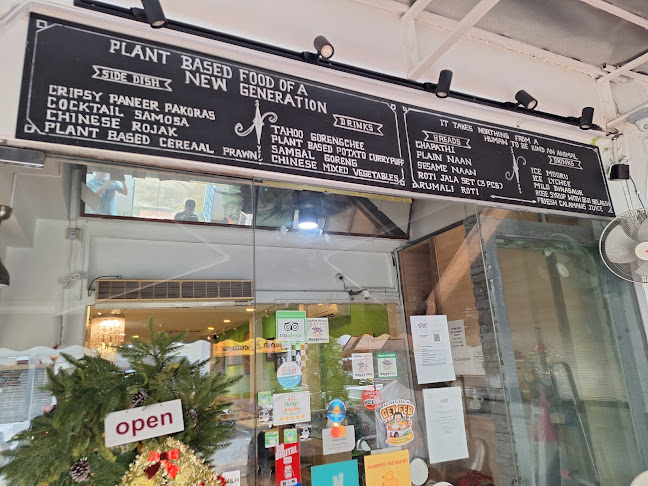 19 Upper Dickson Rd, Singapore 207478