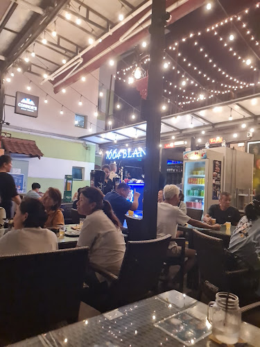 Kin Kao Mai Authentic Thai Restaurant - Hospitality and gastronomy