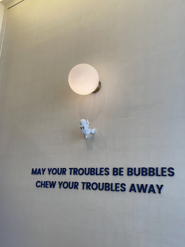 Comentarii opinii despre Hollin Singapore One Holland Village