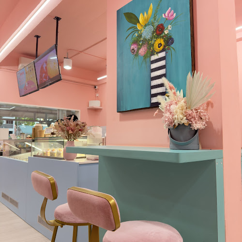 Creme by LELE Bakery