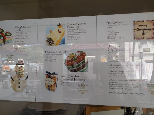 Comentarii opinii despre Lynda Ann